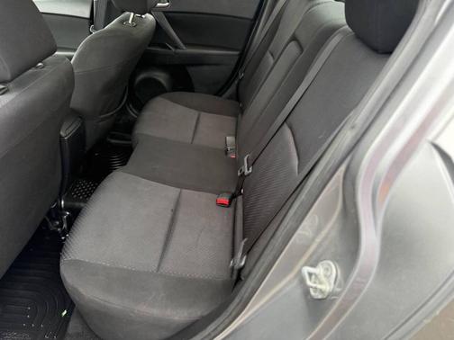 2010 Mazda Mazda3 i Touring