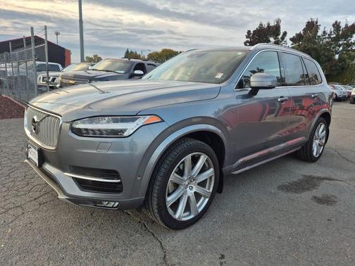 2017 Volvo XC90 T6 Inscription