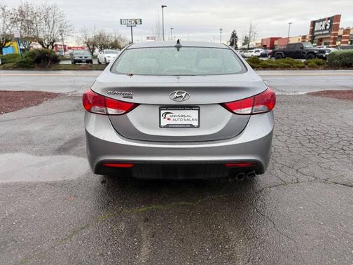 2013 Hyundai ELANTRA GS