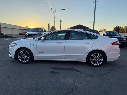 2015 Ford Fusion Energi Titanium