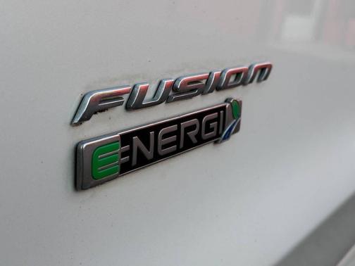 2015 Ford Fusion Energi Titanium