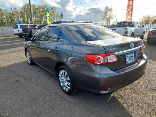 2013 Toyota Corolla LE