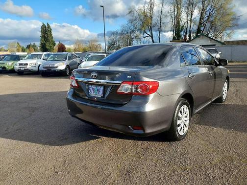 2013 Toyota Corolla LE