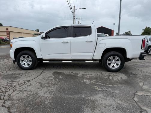 Onyx Black 2016 GMC Canyon SLE