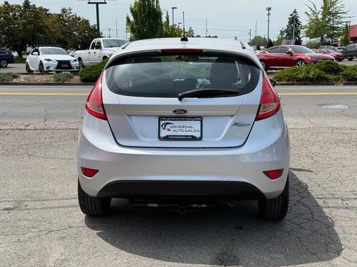 Ingot Silver Metallic 2013 Ford Fiesta S
