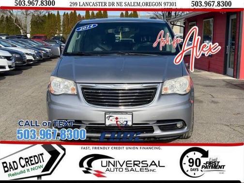 2014 Chrysler Town & Country Touring