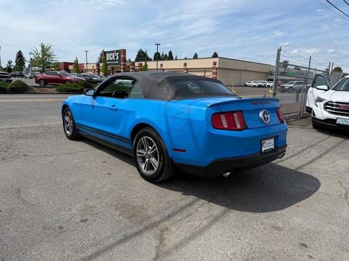 Blue 2012 Ford Mustang V6 Premium