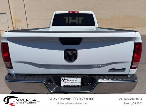 2017 RAM 2500 Big Horn Crew Cab 4x4 8' Box