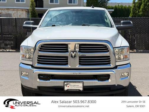 2017 RAM 2500 Big Horn Crew Cab 4x4 8' Box