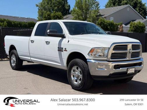 2017 RAM 2500 Big Horn Crew Cab 4x4 8' Box