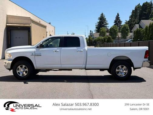 2017 RAM 2500 Big Horn Crew Cab 4x4 8' Box