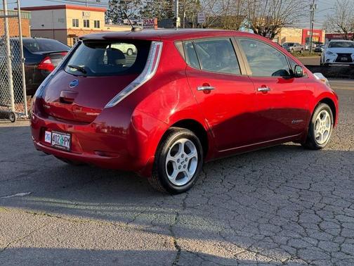 2013 Nissan Leaf SV