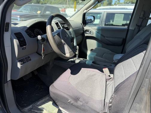 2010 Nissan Frontier SE