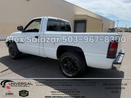 2001 Dodge Ram 1500 ST 2dr Standard Cab 2WD SB