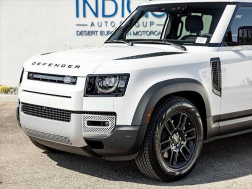 2025 Land Rover Defender 130 P300 S