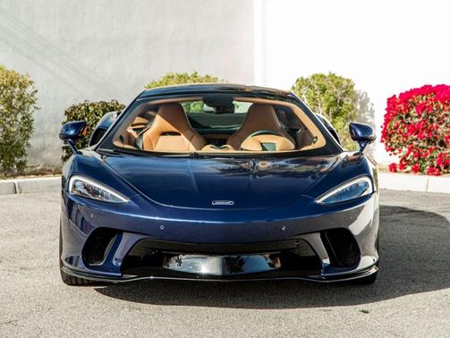 Photo 3 of 17 of 2020 McLaren GT Base