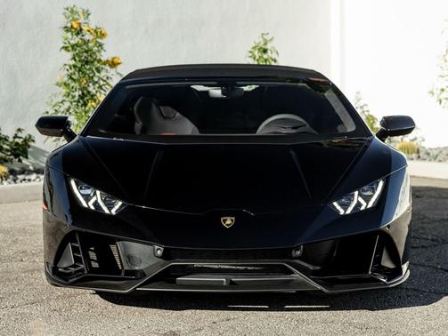 2023 Lamborghini Huracan EVO Spyder