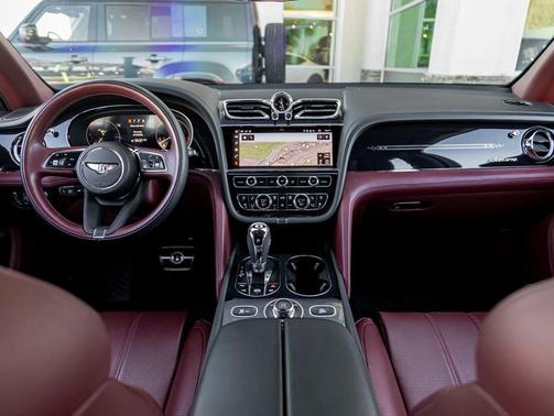 2023 Bentley Bentayga Azure