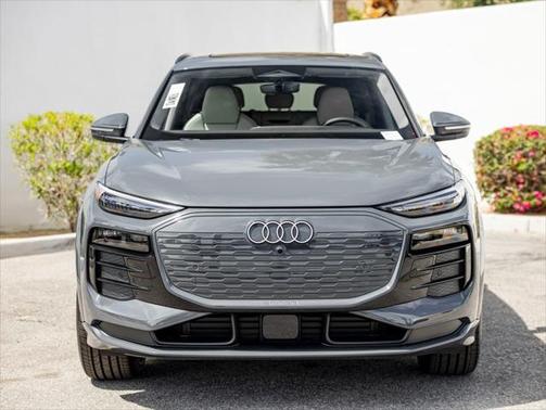 2025 Audi Q6 e-tron Premium Plus