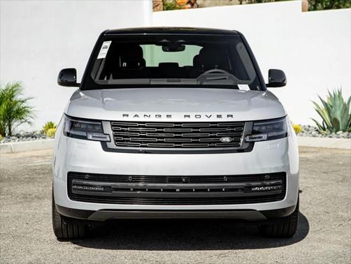2025 Land Rover Range Rover P400 SE