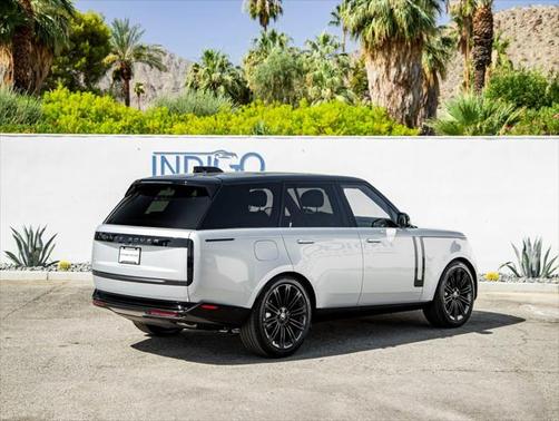 2025 Land Rover Range Rover P400 SE