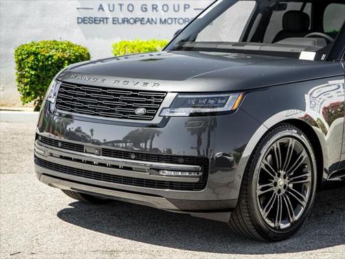 2025 Land Rover Range Rover P400 SE