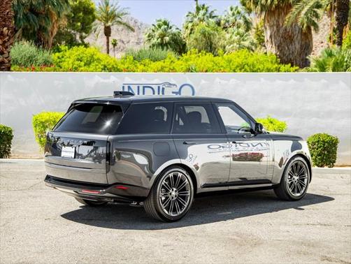 2025 Land Rover Range Rover P400 SE