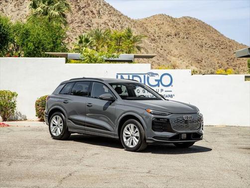 2025 Audi Q6 e-tron Premium Plus