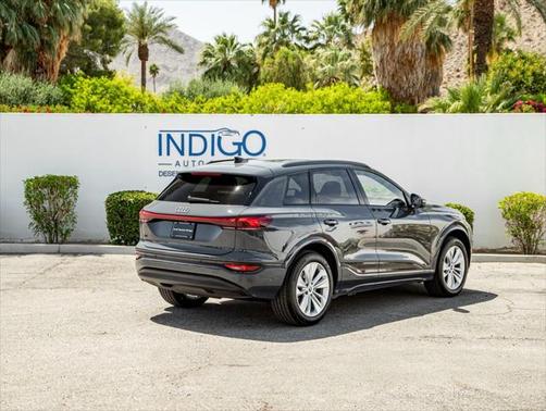 2025 Audi Q6 e-tron Premium Plus