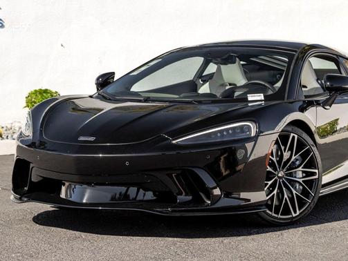 Onyx Black 2026 McLaren GTS