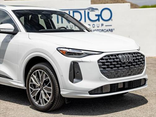 2025 Audi Q5 Premium Plus