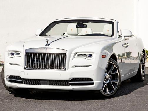 Arctic White 2018 Rolls-Royce Dawn