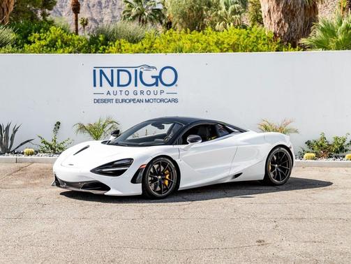 2022 McLaren 720S Base