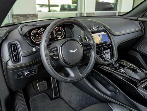 2024 Aston Martin DBX 707