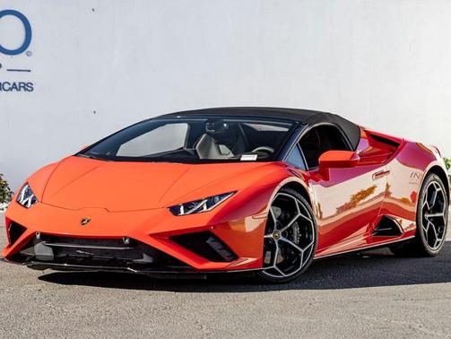 2020 Lamborghini Huracan EVO Base