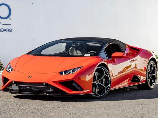 2020 Lamborghini Huracan EVO Base