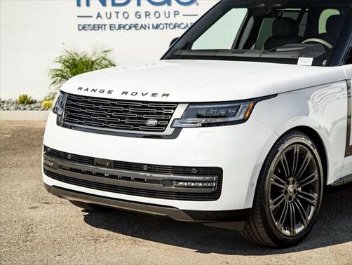 2025 Land Rover Range Rover P400 SE 7 Seat