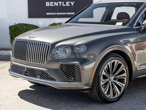 2025 Bentley Bentayga Azure