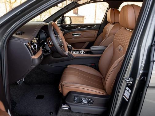 2025 Bentley Bentayga Azure