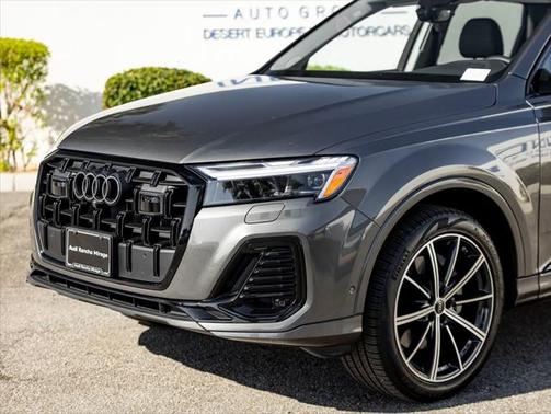2025 Audi Q7 45 Premium Plus