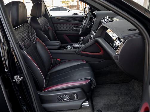 2023 Bentley Bentayga Speed