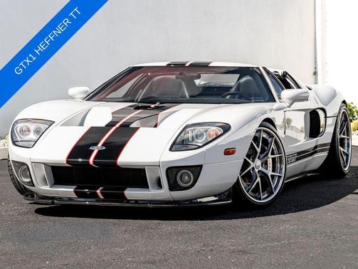 2005 Ford GT Base