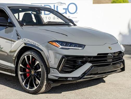2024 Lamborghini Urus S