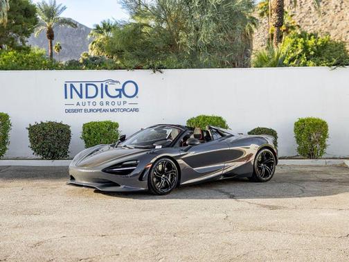 2025 McLaren 750S Spider