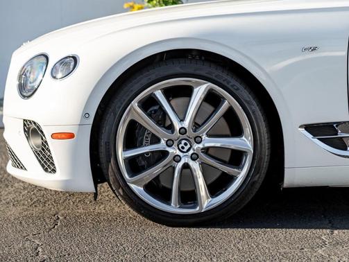 2022 Bentley Continental GT V8