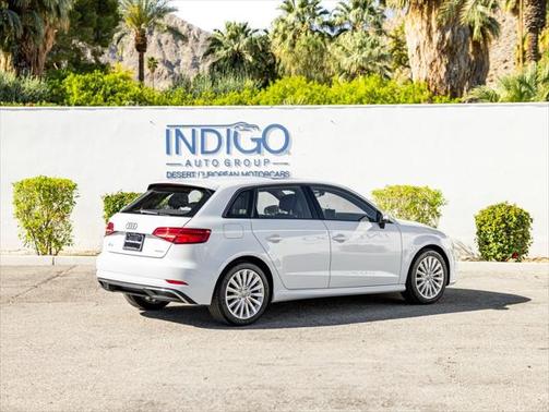 2017 Audi A3 e-tron 1.4T Premium
