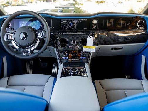 2025 Rolls-Royce Cullinan Black Badge