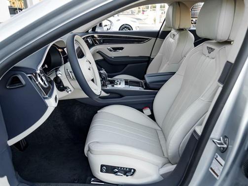 2026 Bentley Flying Spur 