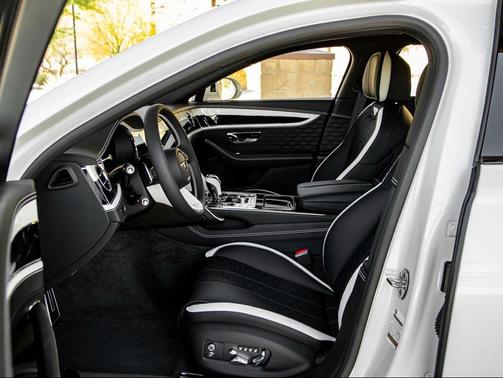 2025 Bentley Flying Spur Speed