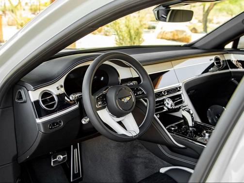 2025 Bentley Flying Spur Speed